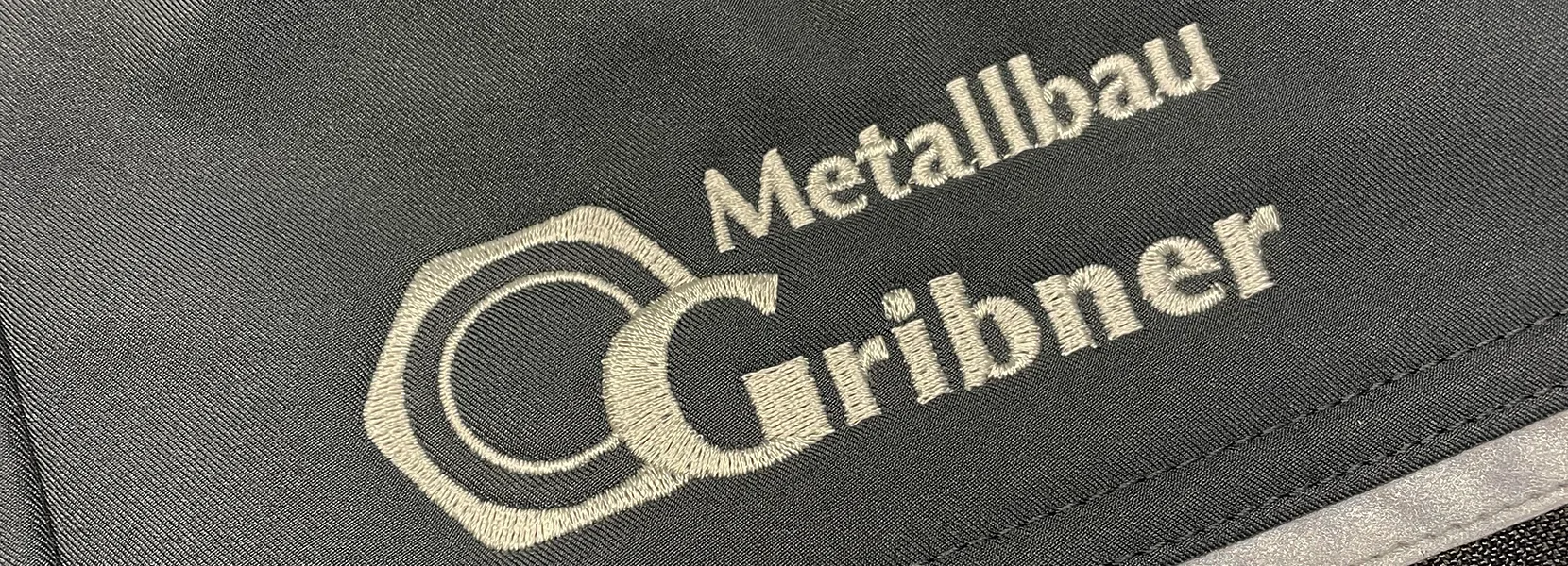 Arbeitsjacken mit Logo bestickt