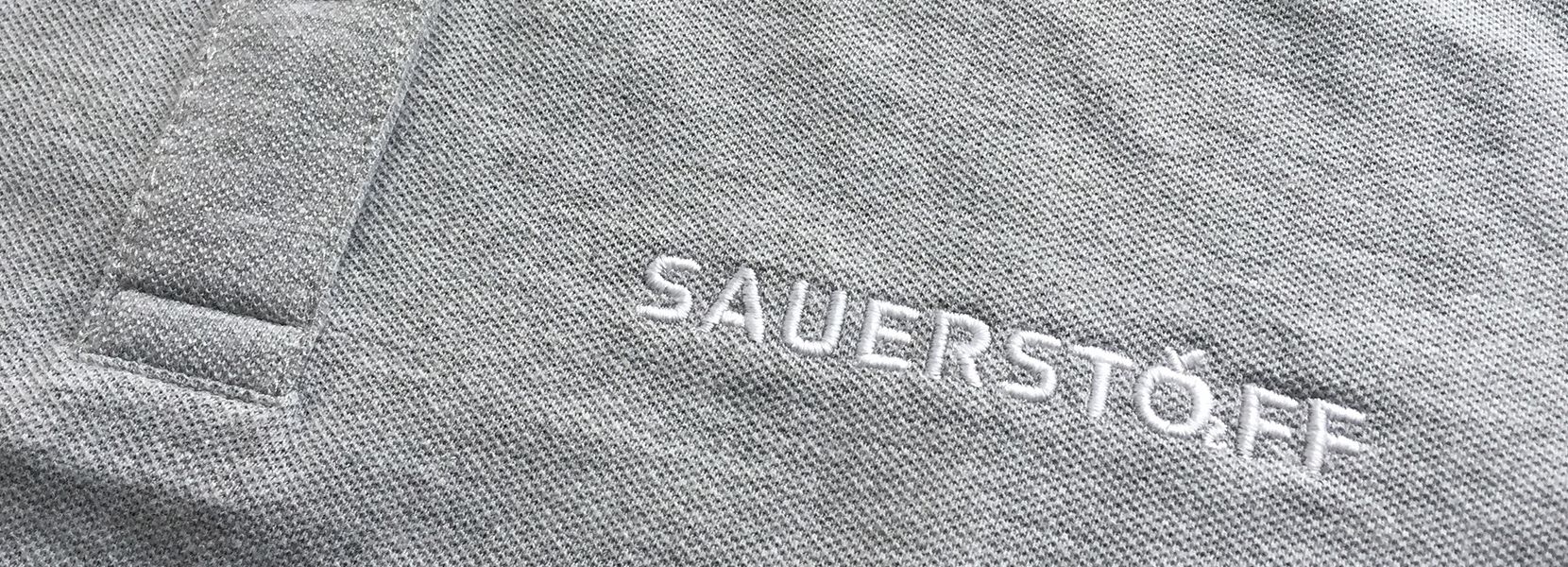 Bestickung auf Poloshirts